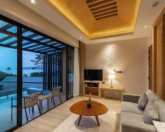 Aonang Princeville Villa Resort and Spa - Krabi - Huiskamer