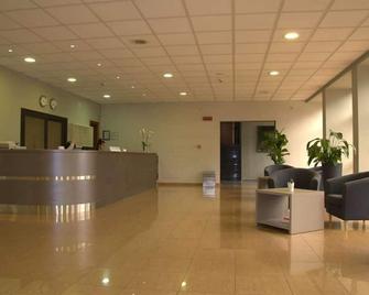 Casa Leonori - Santa Maria degli Angeli - Front desk