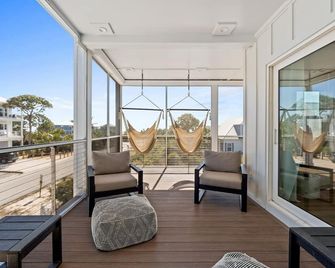 High as a Kite - 포트 세인트 조 - 발코니