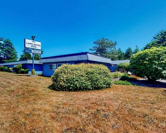 Modern beach hideaway with fast WiFI - walk to downtown shops & eateries - Bandon - Edificio