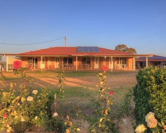 The Golfers Inn - Tenterfield - Gebouw