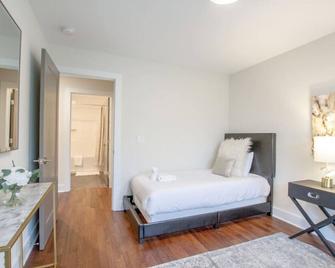 Ultra Luxury Home Minutes To Broadway Comfy Beds - Nashville - Quarto