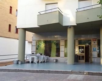 Hostal Neptuno - Cáceres - Gebäude