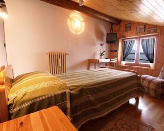 Hotel Alpe Fleurie - Ayas
