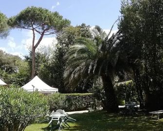 Hotel La Tavernetta dei Ronchi - Massa