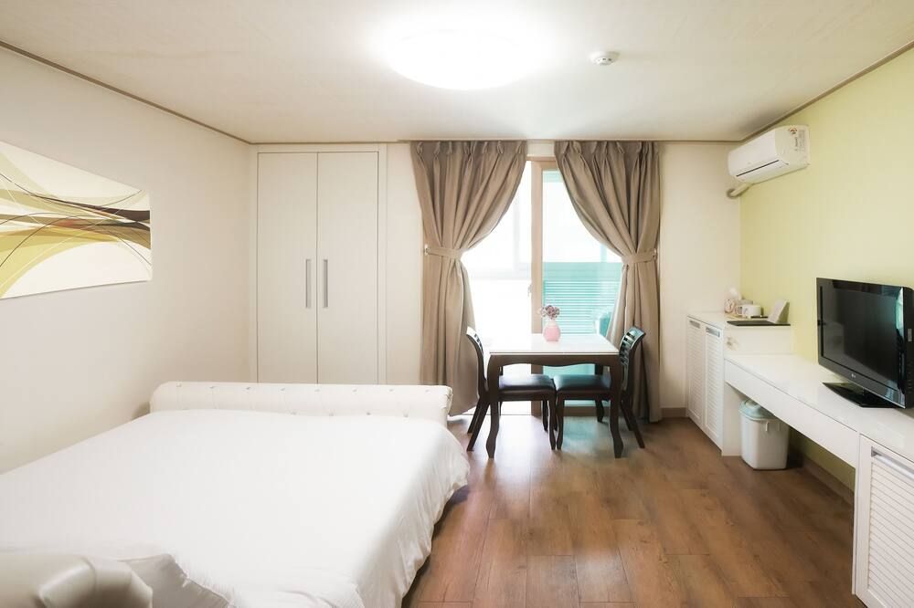 إيان ريزيدانس هوتل