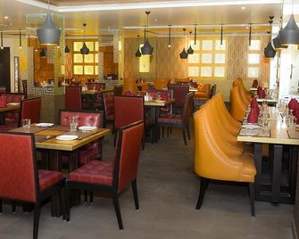 Hotel Kalptaru Elegance - Nepalganj - Restaurant