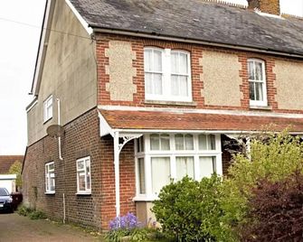 The Witterings Bed and Breakfast - Chichester - Edificio