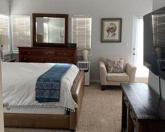Radiant in Redondo - Redondo Beach - Bedroom