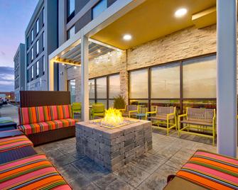 Home2 Suites by Hilton Whitestown Indianapolis NW - Whitestown - Gebäude