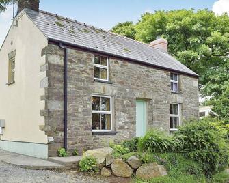 3 bedroom accommodation in near Narberth - Maenclochog - Edificio