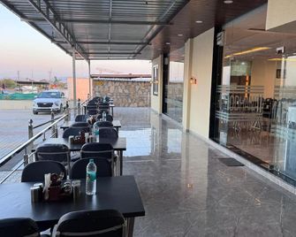 Jodhana Raj Hotel & Restaurant - Ajmer - Restaurace