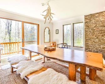 Hunter Mountain Ski House - Tesla Charger - Hunter - Soverom