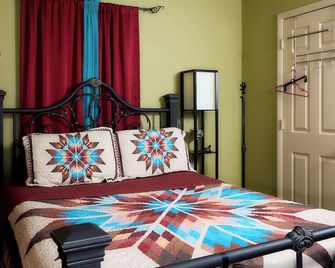 Pleasant Days Lodging Southwest Cottage - Homosassa
