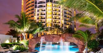 Trump International Beach Resort - North Miami Beach - Piscina
