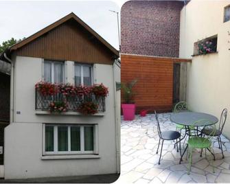 Gite La Lexovienne Lisieux Centre - Lisieux - Patio