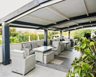 Hotel Enterprise - Montalto di Castro - Binnenhof