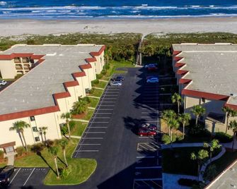 Spacious 2BR Resort Condo Beach, Hot Tubs & Family-friendly Fun - St. Augustine - Gebäude