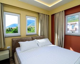 Hotel Orange - Dhërmi - Bedroom