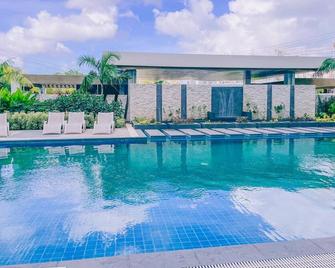 mesavirre garden residences - Bacolod - Pool