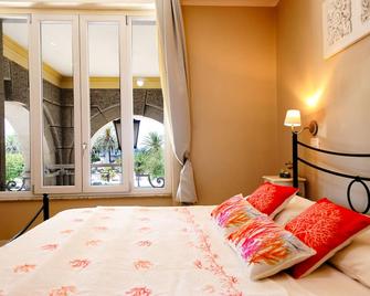 Onda Marina Rooms - Cagliari - Bedroom