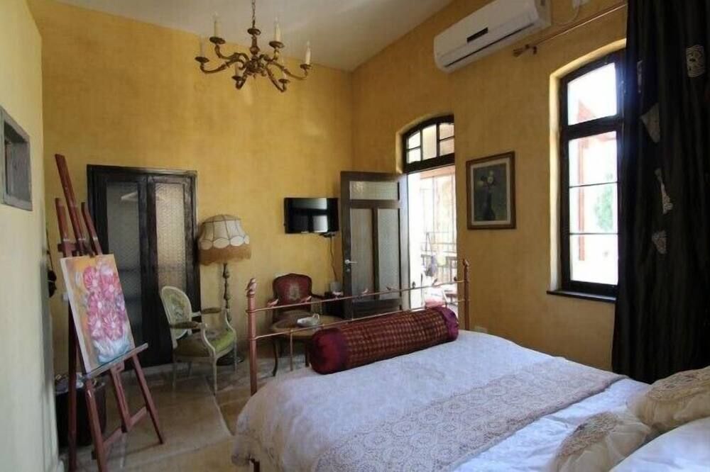 أتيليه لوكشوري رومز