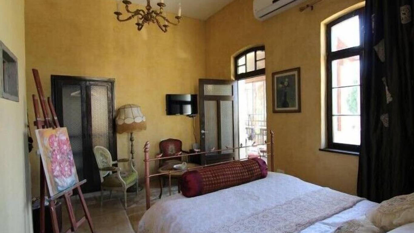 أتيلير لاكشري روومز