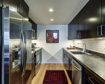 Webster Groves detached Mother-in-Law Suite - Webster Groves - Kitchen