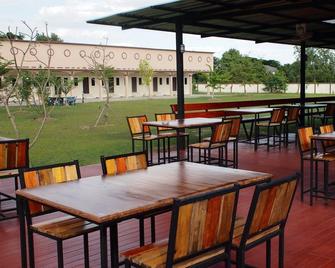 Surintara Resort - Surin - Patio