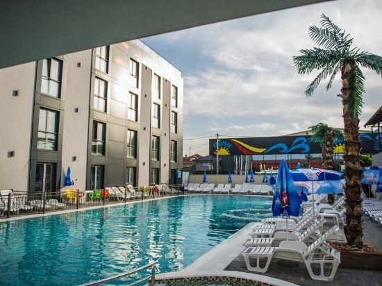 هوليوودلاند ويلنيس أند سبا هوتل