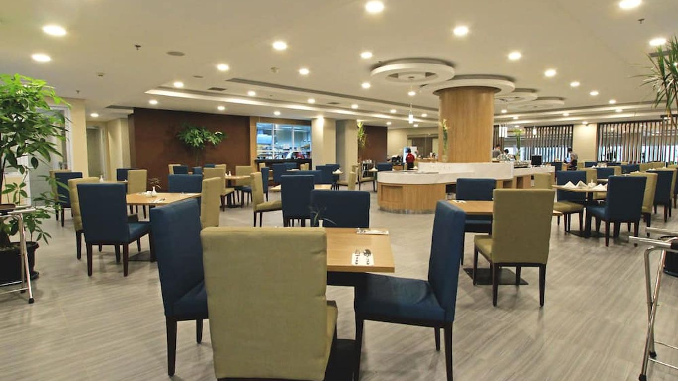 Anara Sky Kualanamu Hotel