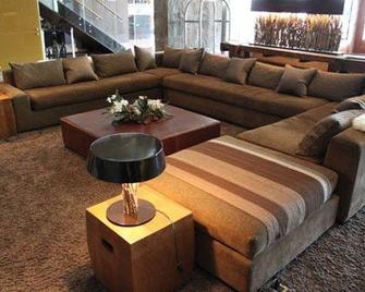 هوتل دريمز دي لوس فولكانيس بويرتو فاراس - بورتو فاراس - غرفة معيشة