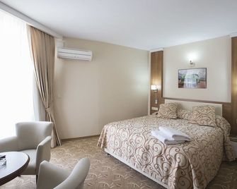 Seyhan Sarus Otel - Adana - Bedroom