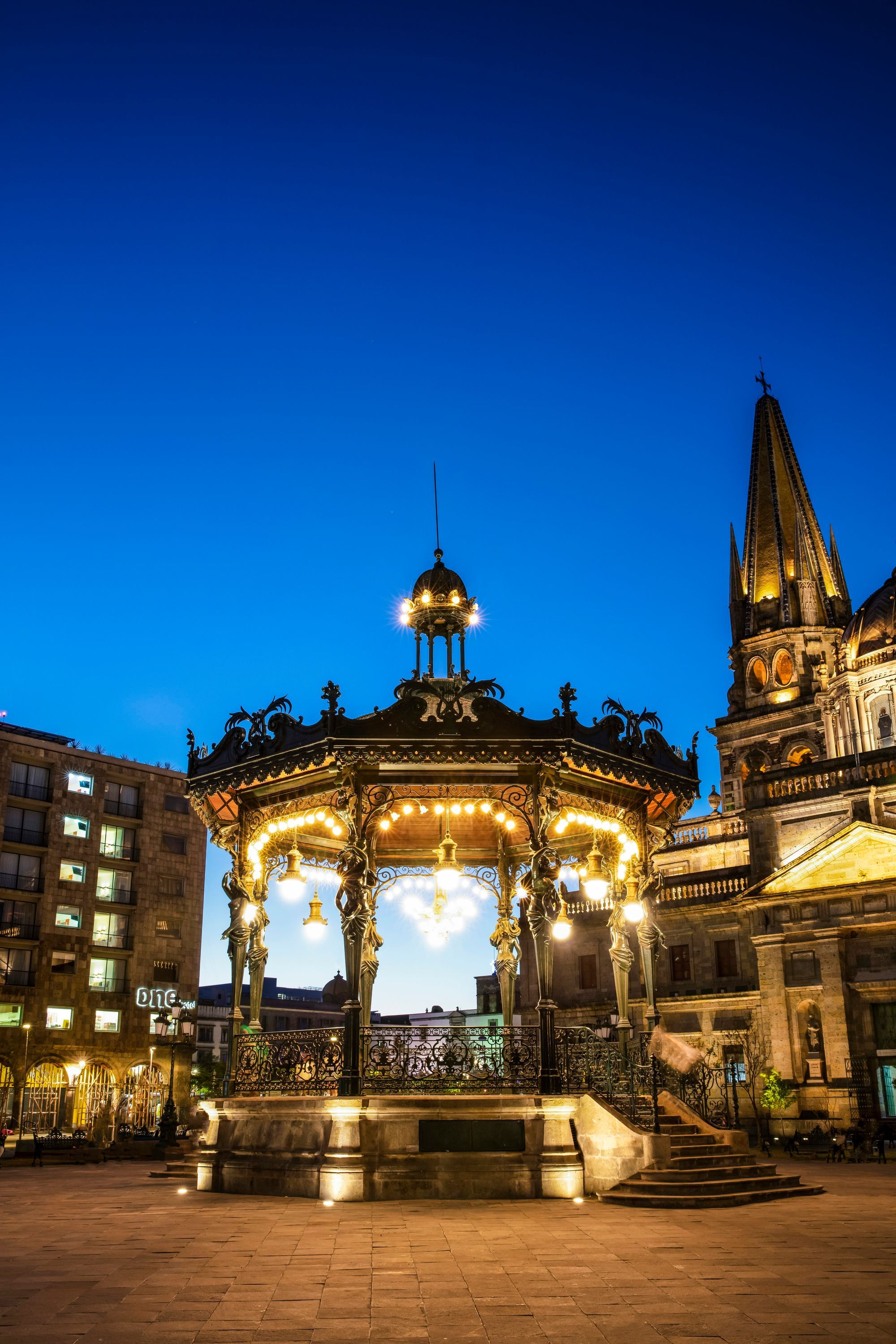 ون جوادالاخارا سينترو هيستوريكو - غوادالاجارا (مكسيكو) - مبنى