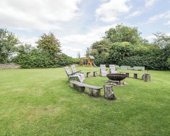 Orchard House Cottage - Malmesbury - Patio