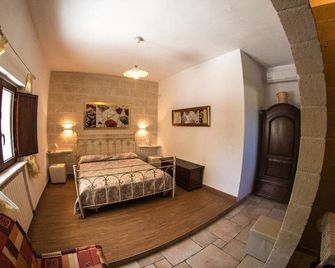 Agriturismo Grotta Di Figazzano - Cisternino