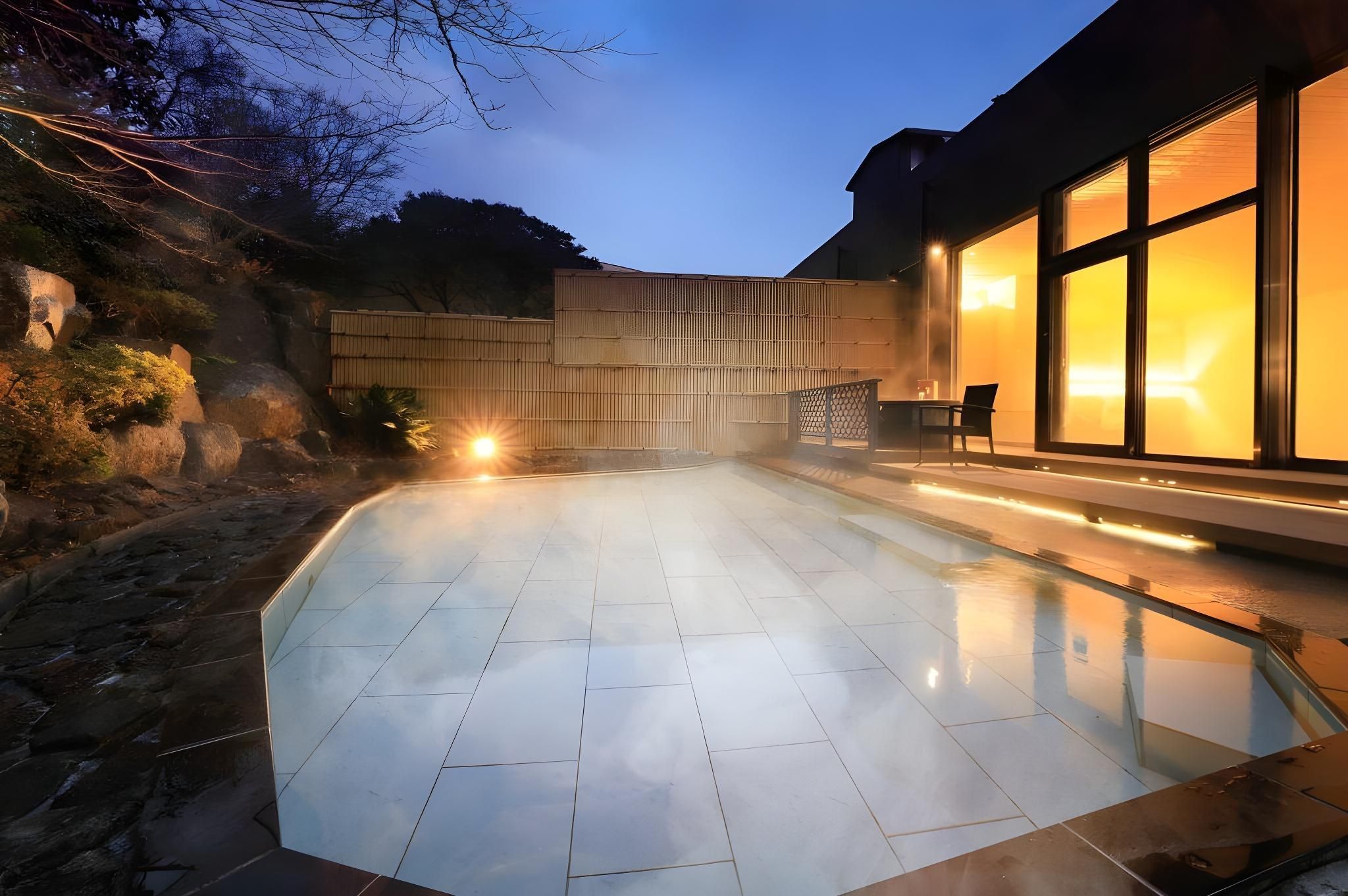 Tsukuba Onsen Hotel - Tsukuba - Pool