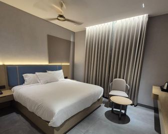 Hotel Kps Inn - Karur - Bedroom