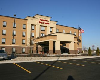 Hampton Inn and Suites Peru - Peru - Budova