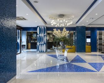 Hôtel Juliana Cannes - קאן - לובי