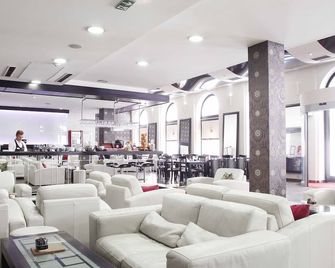 Hotel Central Sarajevo - Gym, Pool & Spa - Sarajevo