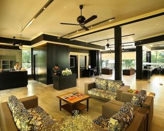 Casa Rio Resorts Athirappilly - Vettilappara - Lobby