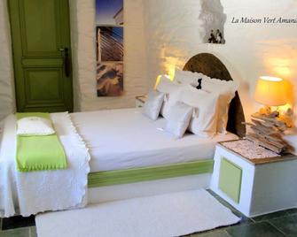 La Maison Vert Amande - Ιουλίδα - Κρεβατοκάμαρα