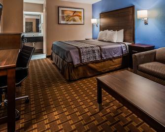 SureStay Hotel by Best Western Terrell - Terrell - Bedroom