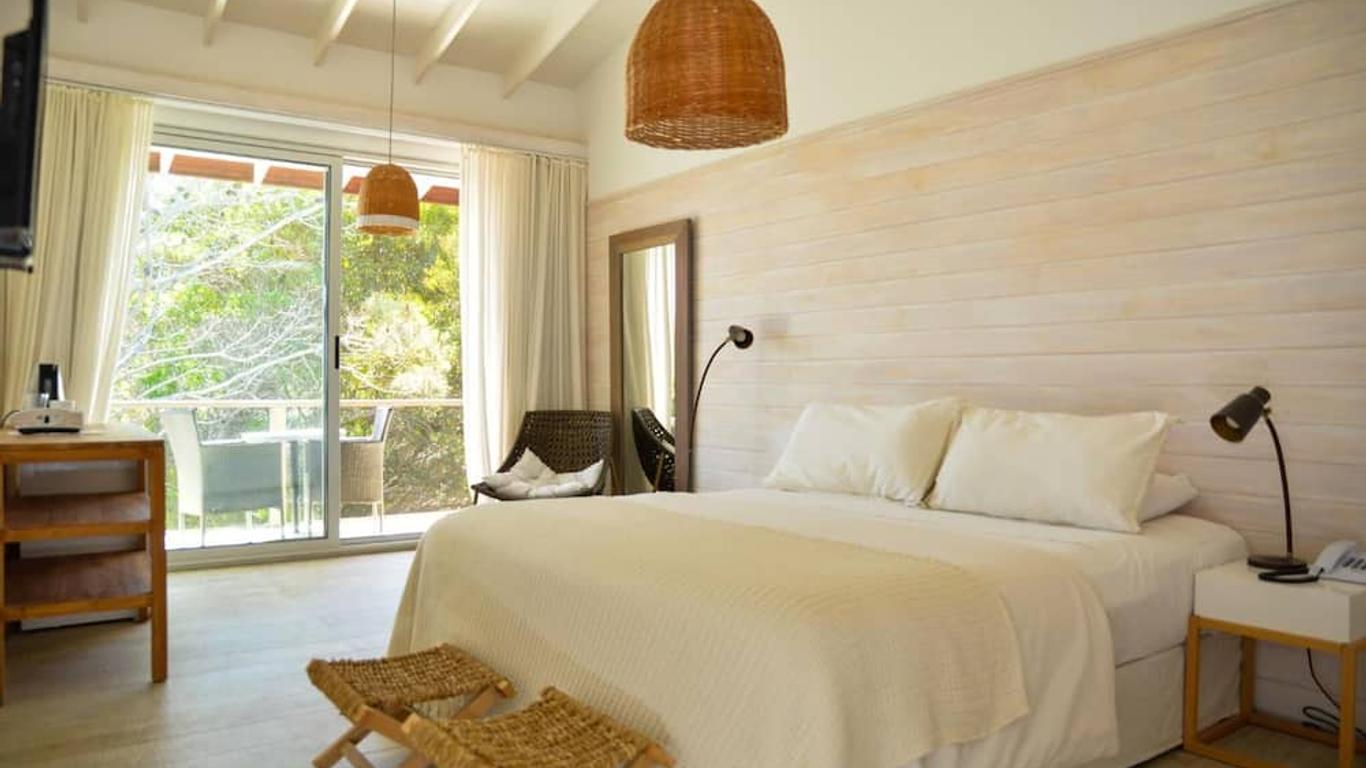 Anastasio Hotel & Beach Club