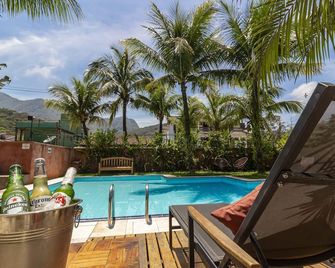 Pousada Toca da Praia - Maresias - Piscina