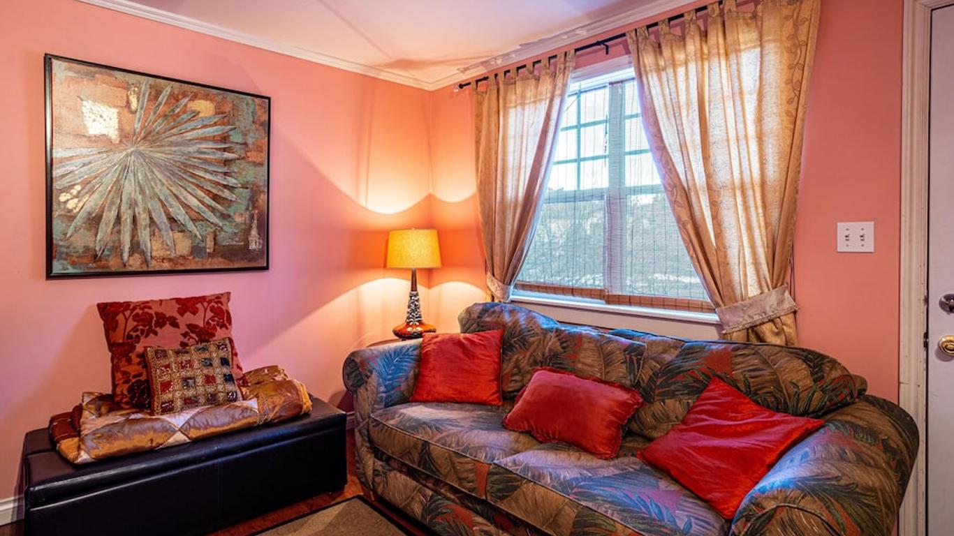 Woodside Inn