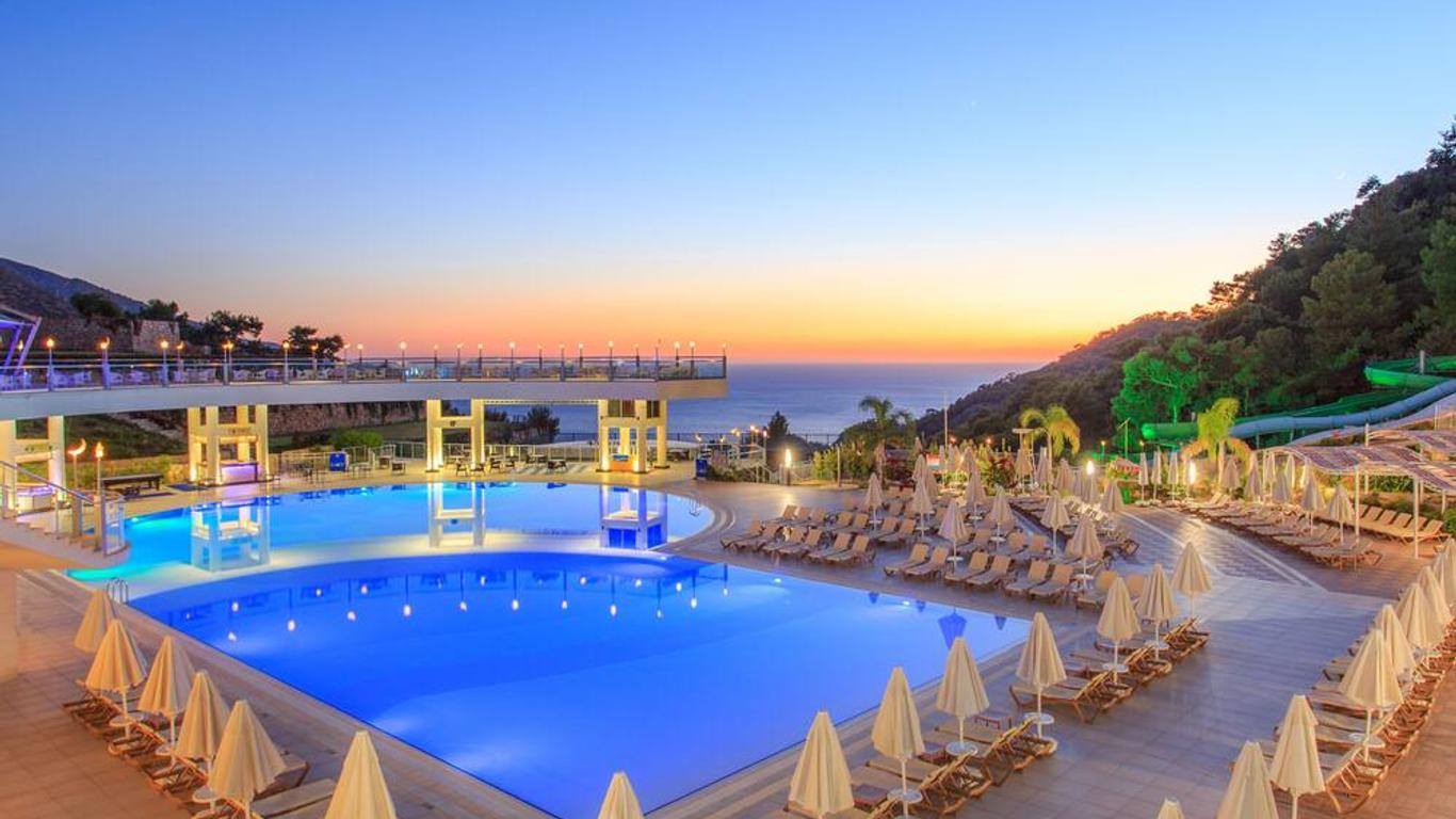 Orka Sunlife Resort Hotel and Aquapark