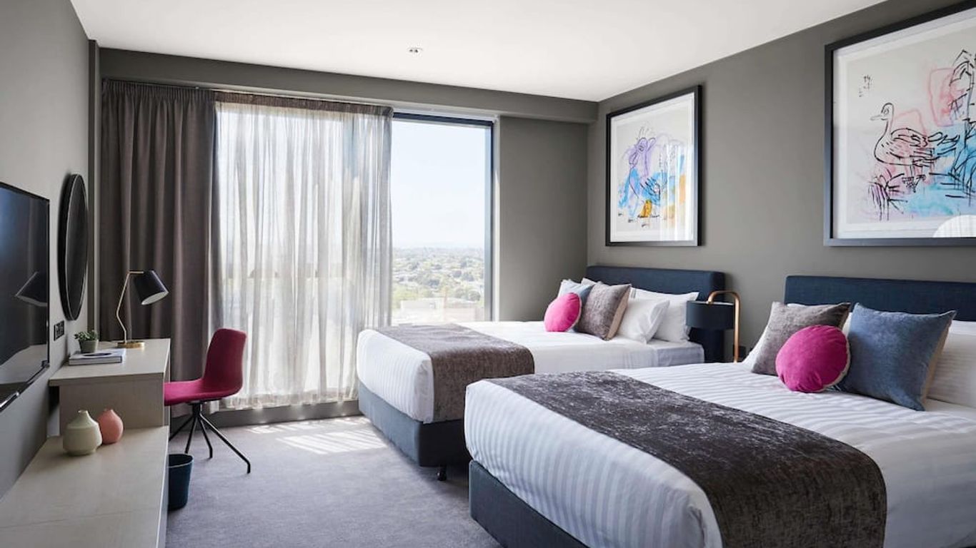 The Chen Melbourne - Art Series