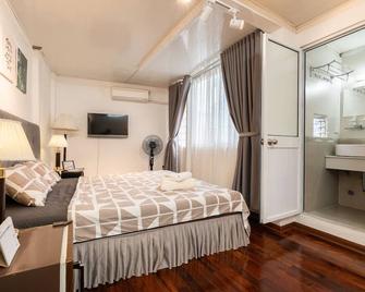 Trevi Inn - Windy - Center Old Quarter - Freebreakfast - Hanoi - Bedroom